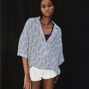 H&M Navy and White Swirl Top OVERSIZED RESORT SHIRT size XS